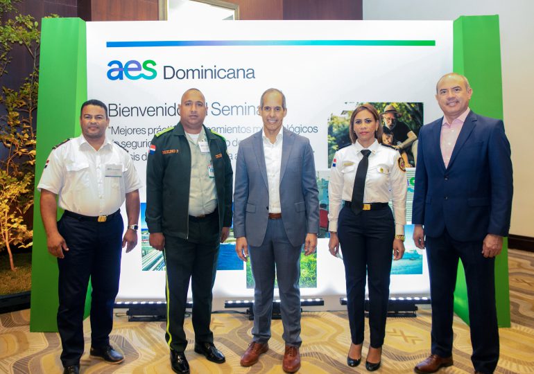 AES Dominicana ofreció un seminario integral sobre estándares seguros en manejo de GNL