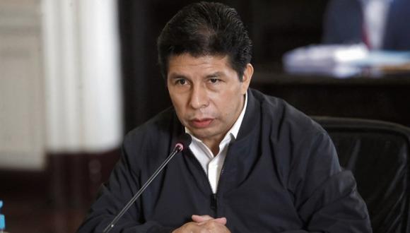 Presidente peruano defiende su gestión y denuncia campaña para destituirlo