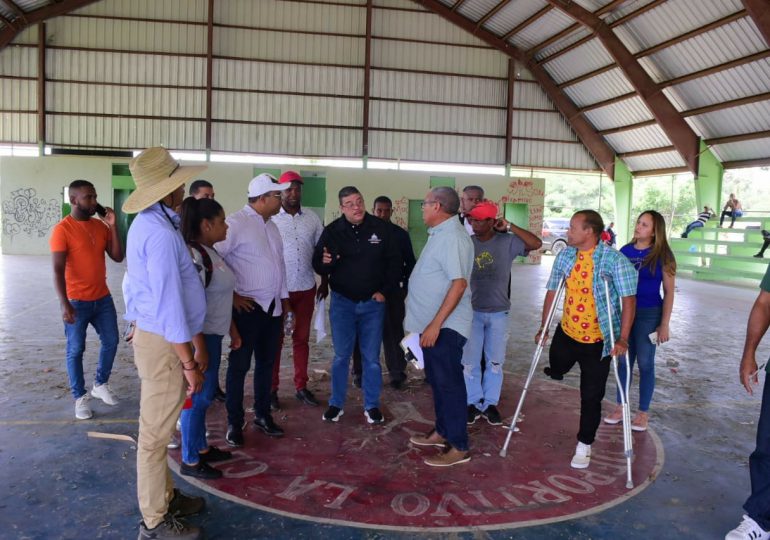 Gobierno inicia reconstrucción del polideportivo de Loma de Cabrera, Dajabón