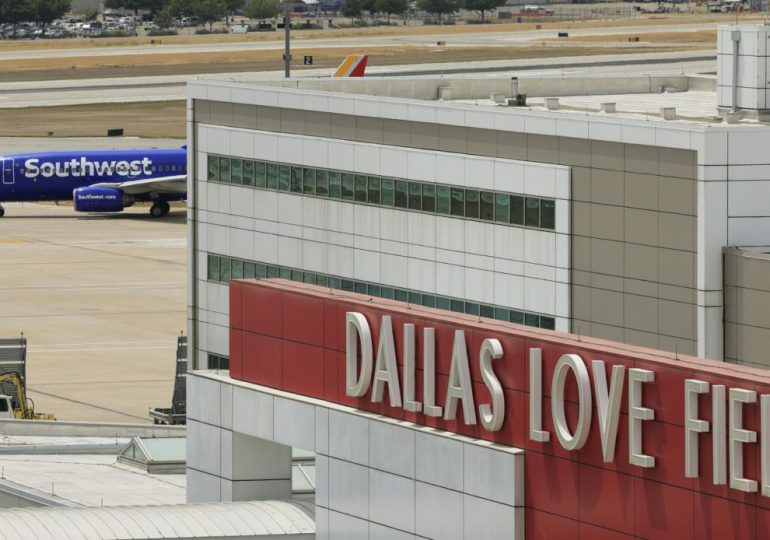 Mujer abre fuego en el aeropuerto Dallas Love