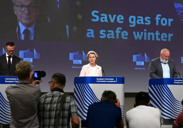 Comisión Europea quiere reducir la demanda de gas de la UE en un 15% y fija recortes obligatorios