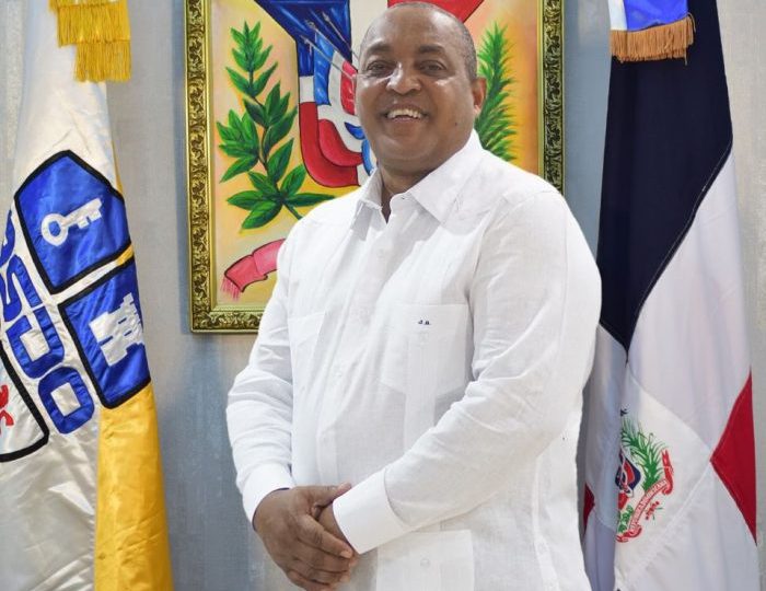 Alcalde de SDO José Andújar favorece creación de la provincia Matías Ramón Mella