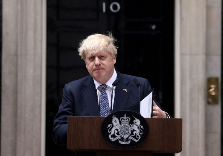 "Nadie es indispensable" dice Boris Johnson en su discurso de dimisión