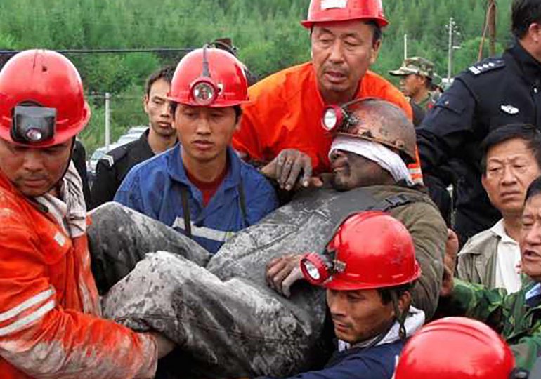Diez muertos en el derrumbe de una mina en China