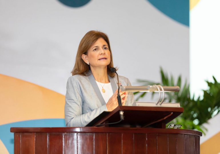 Raquel Peña llama a los ciudadanos a romper esquemas e innovar para alcanzar sus metas