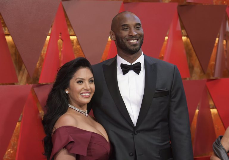 Un jurado considerará un reclamo multimillonario de la esposa de Kobe Bryant