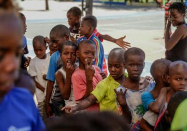 Niños de Haití salvados de la violencia tienen un incierto futuro