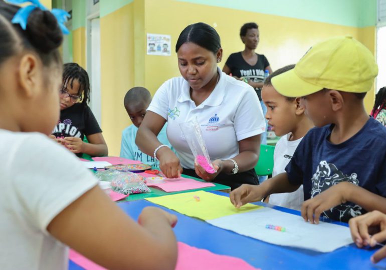 Santo Domingo Norte y Santo Domingo Oeste reciben jornada de servicios múltiples de Supérate