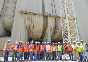 INDRHI y BCIE mantendrán ritmo acelerado de construcción en presa Montegrande