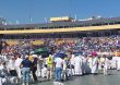 Ciudadanos acuden al estadio Olímpico a celebrar coronación Virgen de la Altagracia
