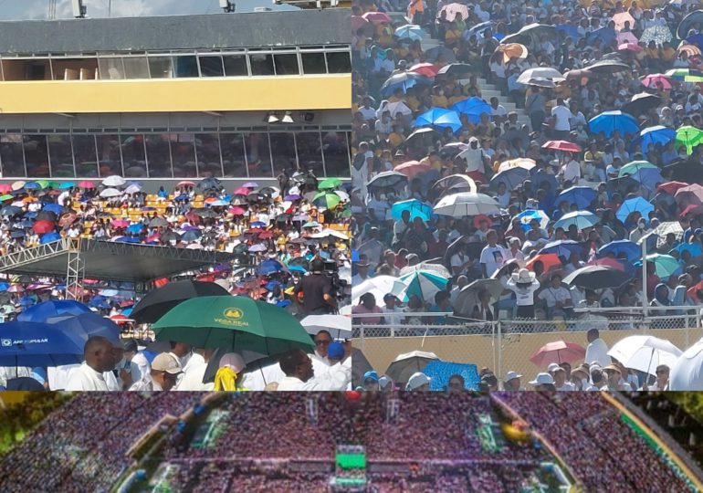 Católicos abarrotan Estadio Olímpico un mes después del Alfa llenarlo