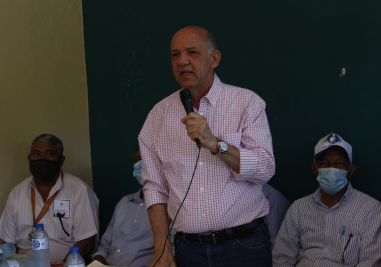 Desmienten sea del PRM dirigente choferíl juramentado en la FP en Los Guaricanos
