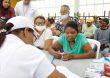 Gobierno beneficia a personas de comunidades vulnerables de Santiago en jornada “Primero Tú”