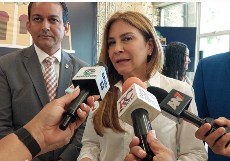 Carolina Mejía dice es natural que oposición cuestione discurso de Luis Abinader