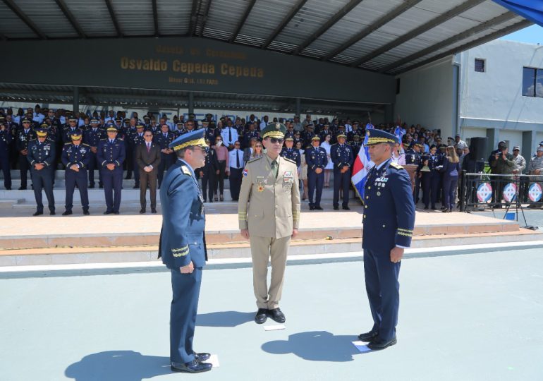 Posicionan nuevos Comandantes Generales del Ejército, Armada y Fuerza Aérea RD