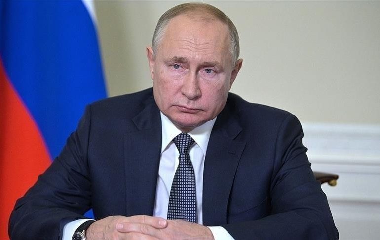 Putin firma un decreto para incrementar el contingente del ejército ruso