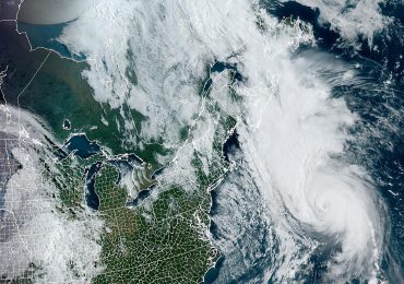 El huracán Fiona rumbo a Canadá tras pasar por Bermudas