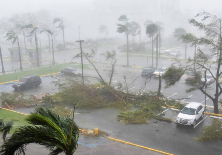 Video | Así se ve Puerto Rico durante el paso del huracán Fiona