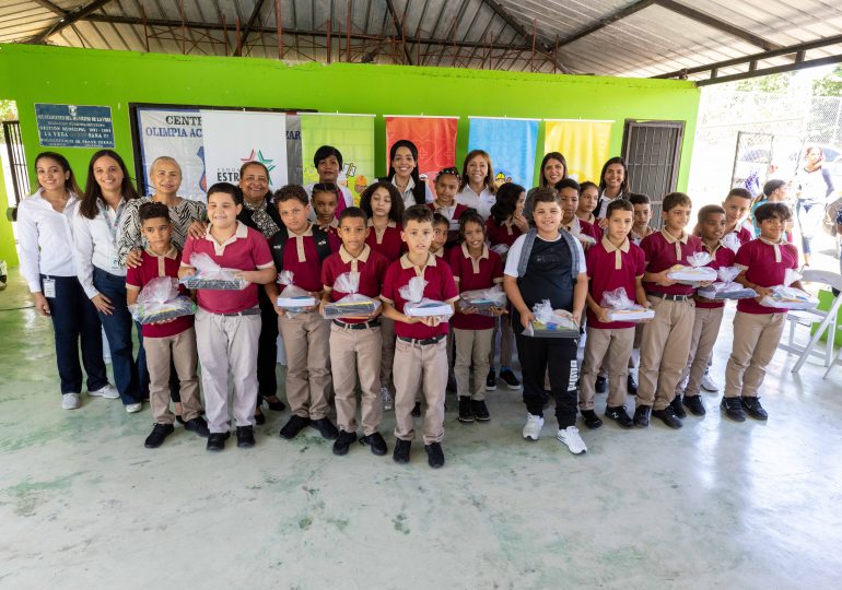 Fundación Estrella beneficia a más de 5,000 estudiantes mediante entrega de útiles escolares