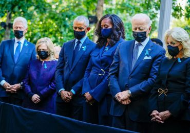 Obama, Biden y Harris honran la memoria de las víctimas del 11 de septiembre, 21 años después