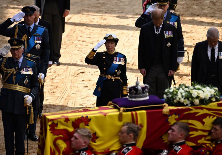 Isabel II será enterrada en una ceremonia privada en el castillo de Windsor