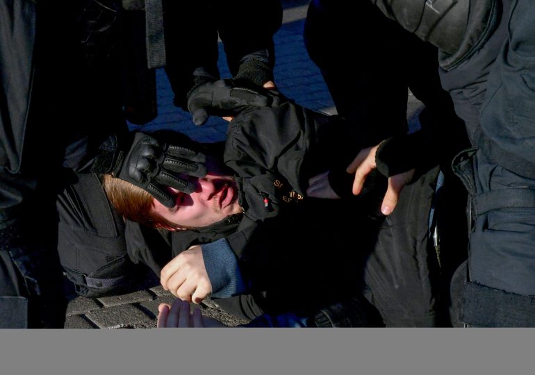 La ONU "profundamente preocupada" por los arrestos masivos en Rusia
