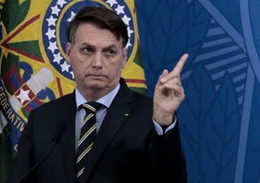 Bolsonaro dice que se apartará de la política si pierde la elección