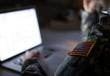 Fuerzas Armadas de EE.UU. compraron herramienta que capta tráfico mundial de Internet