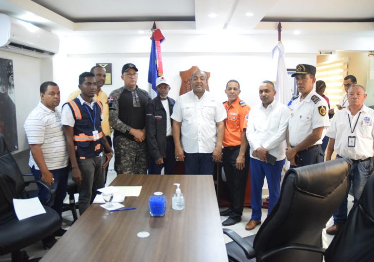 Alcaldía Santo Domingo Oeste activa su Comité de Emergencia ante el paso por el país de la tormenta Fiona.