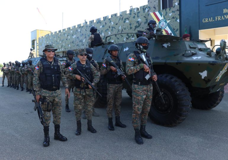 Con tanquetas, helicópteros y militares especiales Ejército mantiene reforzamiento en la zona fronteriza
