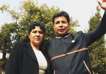 Presidente de Perú y su esposa enfrentan audiencias judiciales