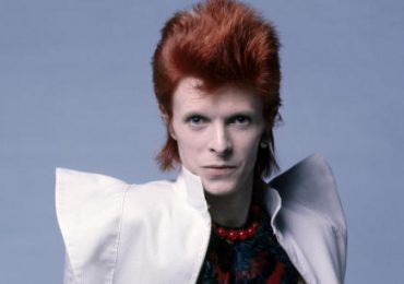 Subastado por 227.000 USD el manuscrito de "Starman" de David Bowie