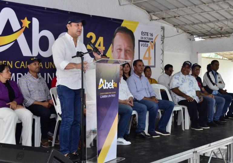 Abel Martínez demuestra fortaleza en el Distrito Nacional