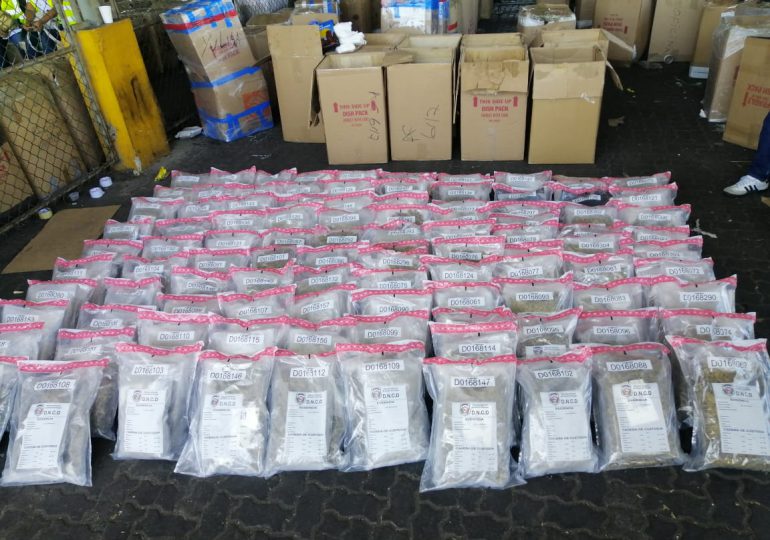 Ocupan 220 paquetes de marihuana en tanque que llegó al puerto de Haina