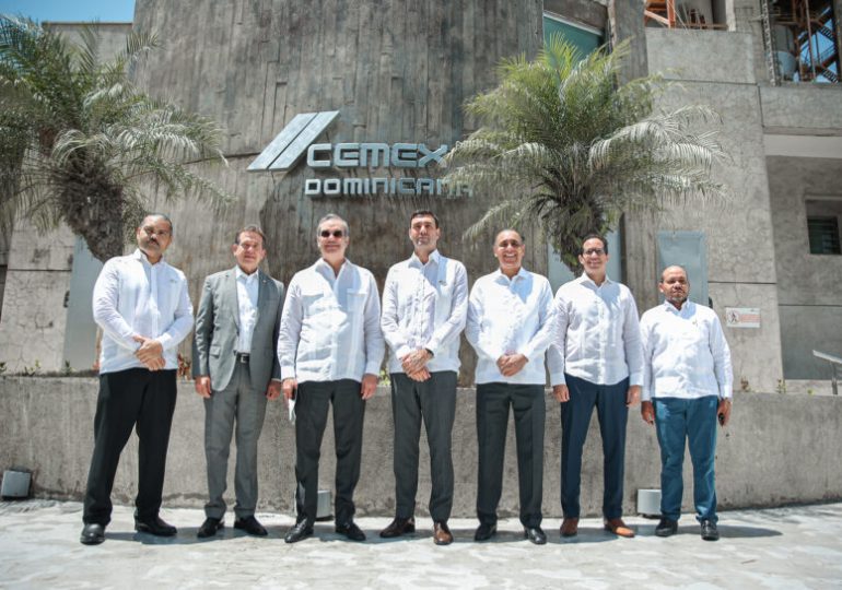 Abinader inaugura Horno de Línea 1 de CEMEX en el marco de sus planes de expansión