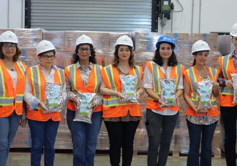 Programa Mundial de Alimentos dona 75 toneladas de “Super Cereal” a Supérate para familias más afectadas por Fiona