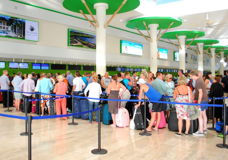 Aeropuerto de Punta Cana apoya autoridades para esclarecer caso de implantación de drogas