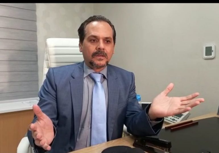 VIDEO| Iván Silva dice al ministro de Energía y Minas que su trabajo como legislador es fiscalizar