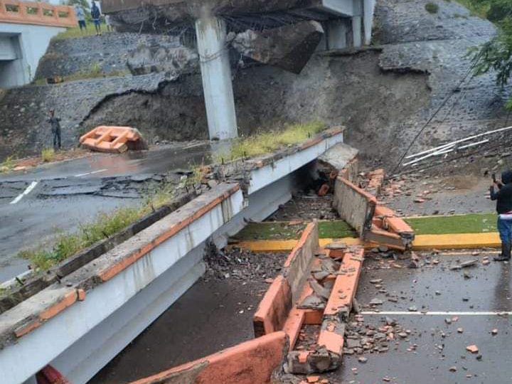 Obras Públicas aclara tramo de puente colapsado en La Vega no estaba en funcionamiento