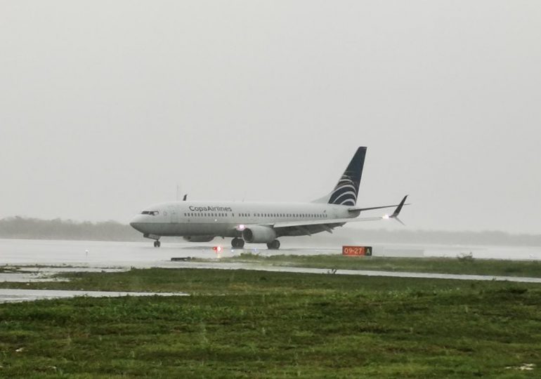 Aeropuerto de Punta Cana reanuda sus funciones tras paso de huracán Fiona