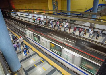 Metro de Santo Domingo alcanza cifra récord de usuarios en un día luego de la pandemia