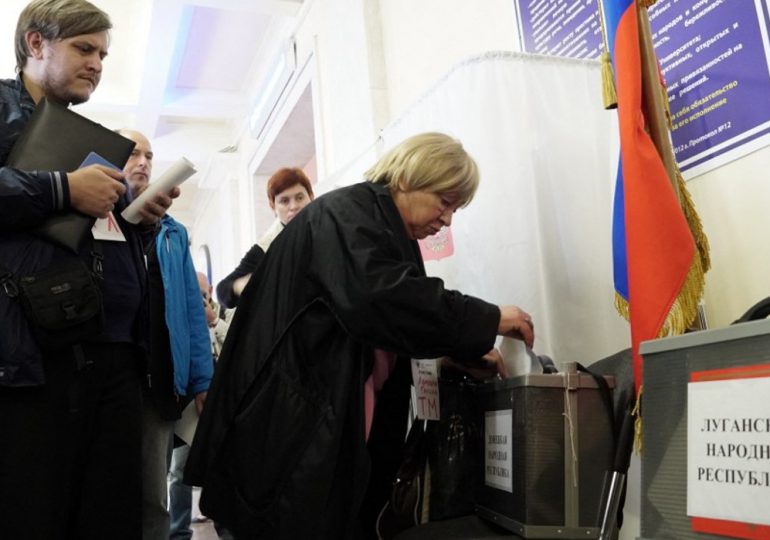 El "sí" lidera resultados de referendos de anexión de regiones ucranianas, según comisión electoral rusa