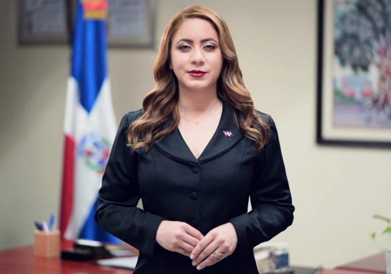 Gloria Reyes afirma Supérate es la mayor respuesta del gobierno a los dominicanos