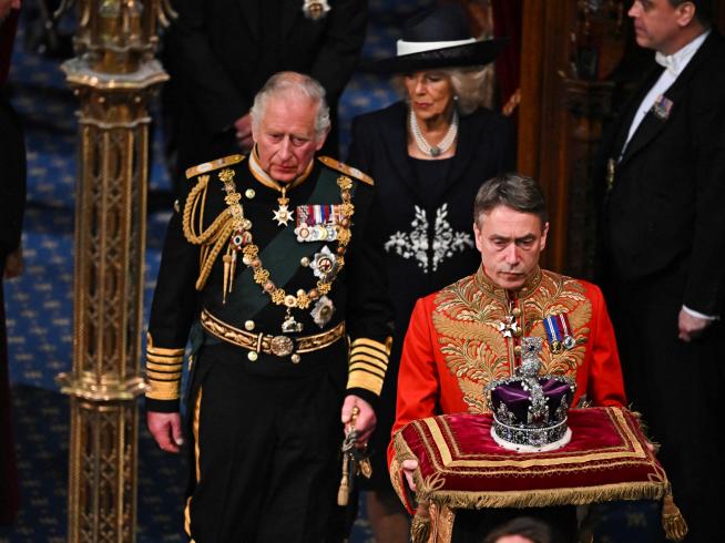 Consejo de Ascensión proclama a Carlos III nuevo monarca del Reino Unido