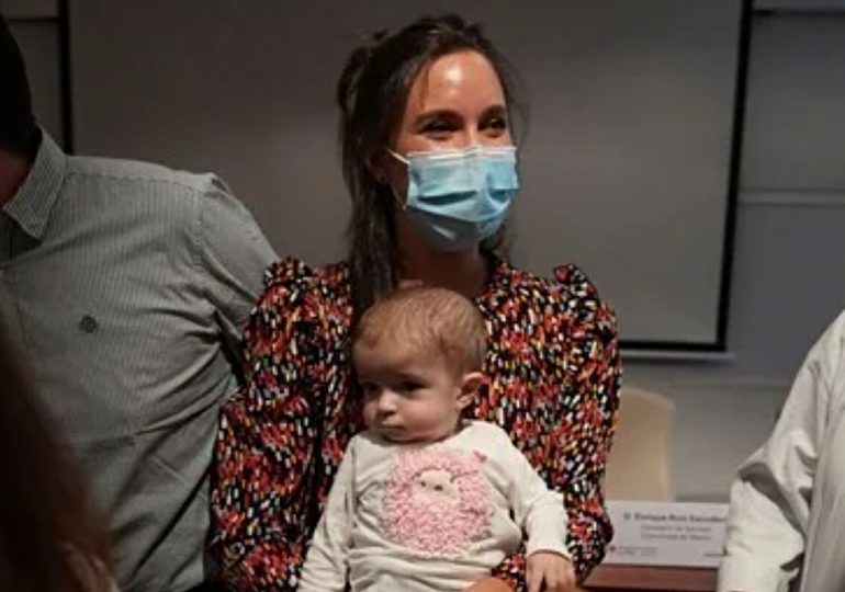 Niña española recibe trasplante de intestino, una primicia