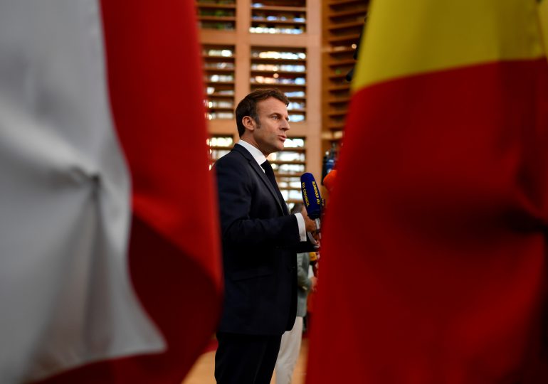 Macron decidido a preservar la "amistad y la alianza" entre Francia y Alemania