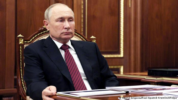 Putin acusa a los servicios secretos ucranianos de la explosión en el puente de Crimea