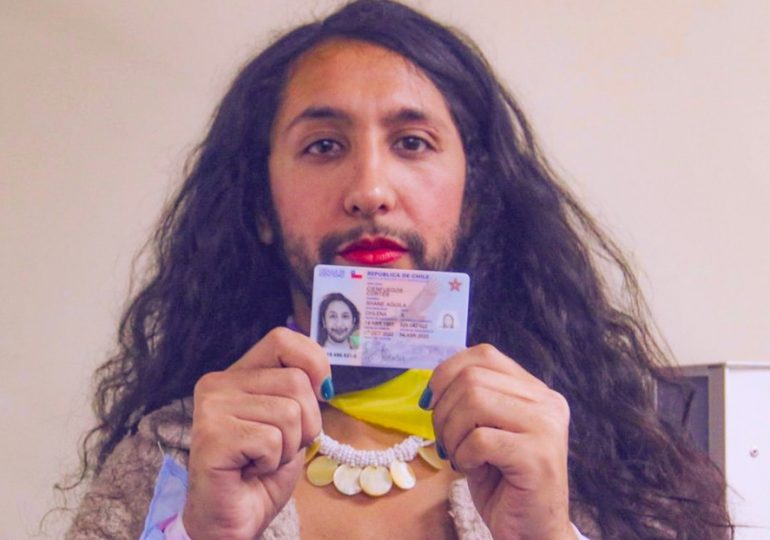 Chile entrega la primera cédula de identidad no binaria en su historia