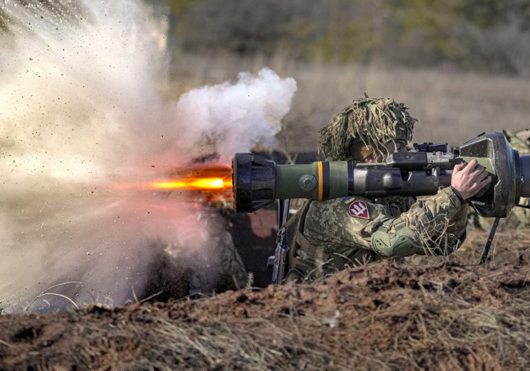 Reino Unido habría enviado a Ucrania la mitad de las armas antitanque NLAW de su arsenal
