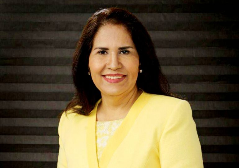 Maritza Hernández tras ejercer su derecho al voto: Apuesten a mi que ganaré la Consulta del PLD